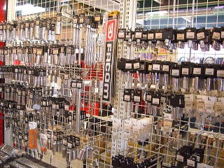 �t�@�R���̃R�[�i�[�ł�