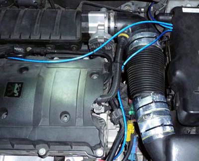 �t�@���R�����l�v�`���[���@�v�W���[�֎��t��