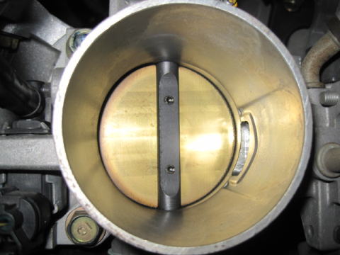 �A�C�h�����O��Ԃ̃X���b�g���o���u