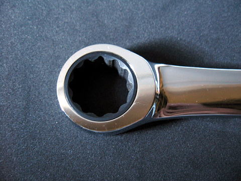 �������ꂽ�M�A�����`��