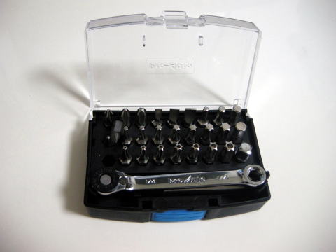 �~�j���o�[�X�M�A���`�F�b�g�Z�b�g