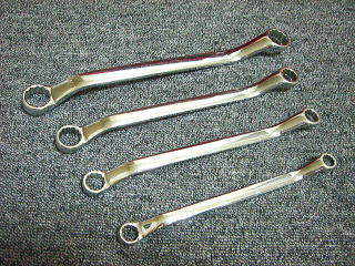 メガネレンチの例(オフセットメガネレンチ)