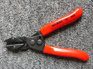 �z�[�X�s���`�I�t�v���C���̗�