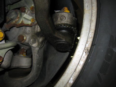 �^�C���b�h�G���h�u�[�c�͔j��₷���I