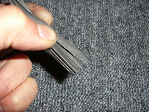 ���C�p�[���o�[�̔j��